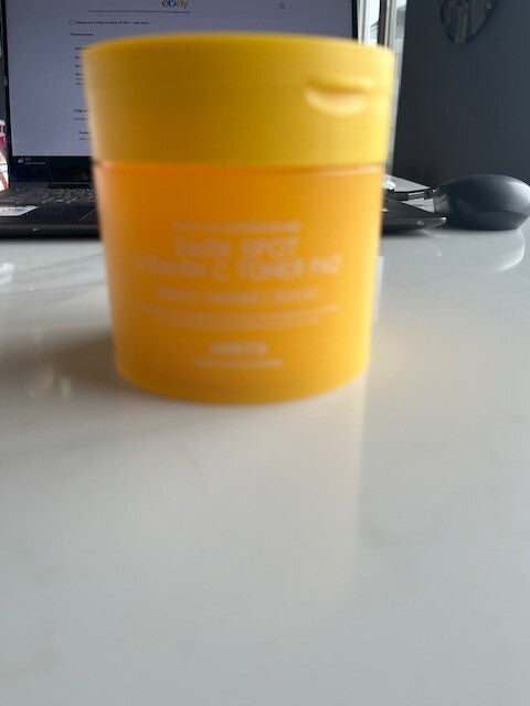OOTD K-Beauty Dark Spot Vitamin C Toner Pad 70 CT. Care VC+ Korea Day/Night Pad