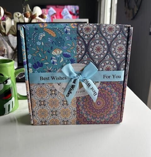 NEW Enjoy Your Life Gift Set of 4 Scented Candles Aromatherapy,100% Soy Wax NIB