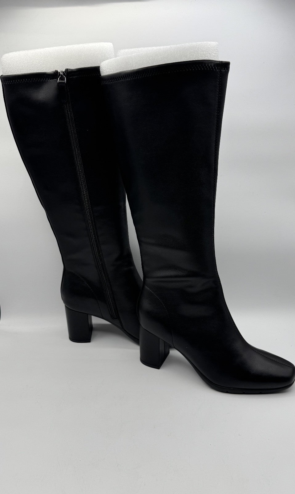 Aerosoles Micah Women's Knee High Boots Black Leather, Size 7M NIB