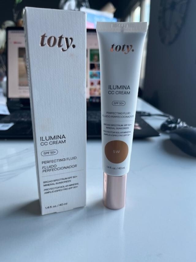 TOTY Ilumina CC Cream SPF 50+ 100% Mineral Color Correcting Cream 5W TOTY Warm