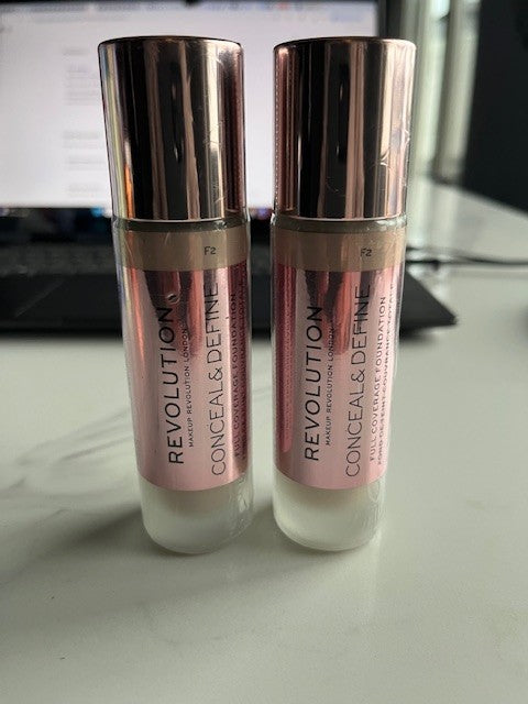 2x Revolution Conceal & Define Concealer F2 Light W/Neutral Undertones Sealed