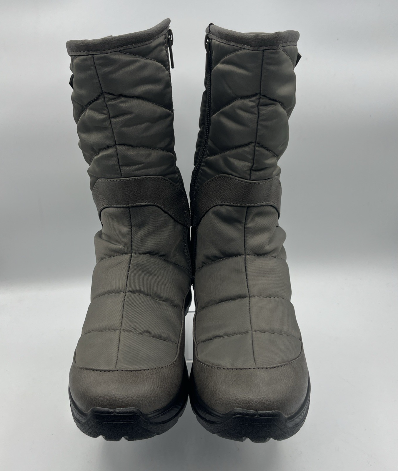Bella Vita Women's Nylon Aspen Flat Winter Boot, Grey, Waterproof 11 Wide NIB