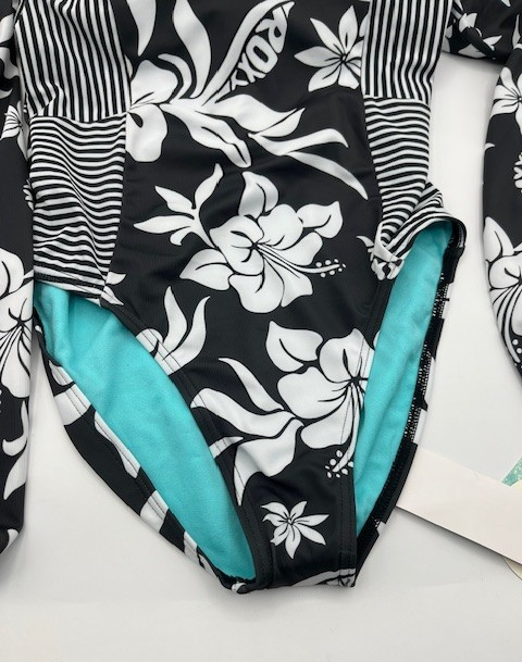 Roxy Girl One Piece Size 16/XL Swimwear Long Sleeve Multicolor Swimsuit,Blk. NWT