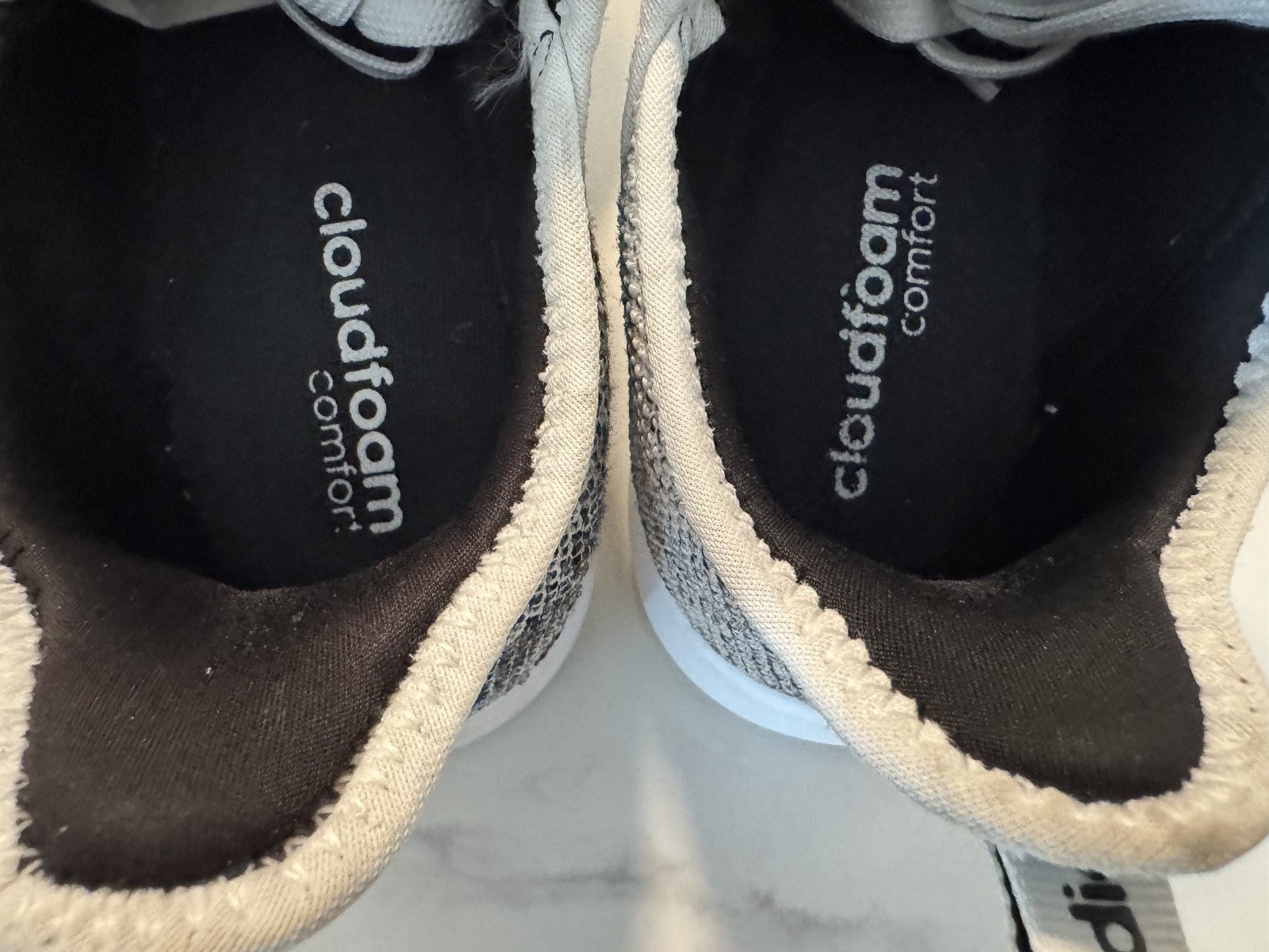 Adidas Cloudfoam Pure Comfort Running Shoe White & Black, Womens Size 6, Pre-own