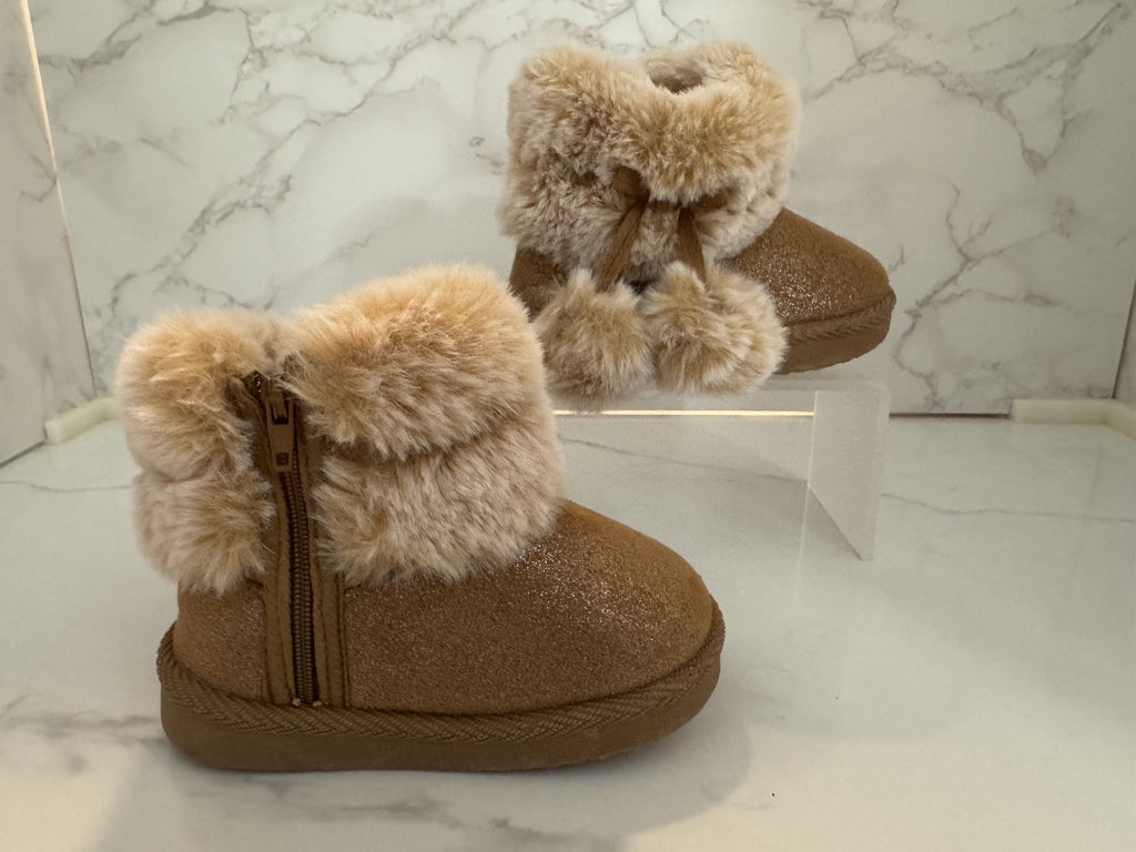 First Step Faux Fur Boots Girl Sz 4 Toddler Zip Up Stepping Stones, Pre-owned