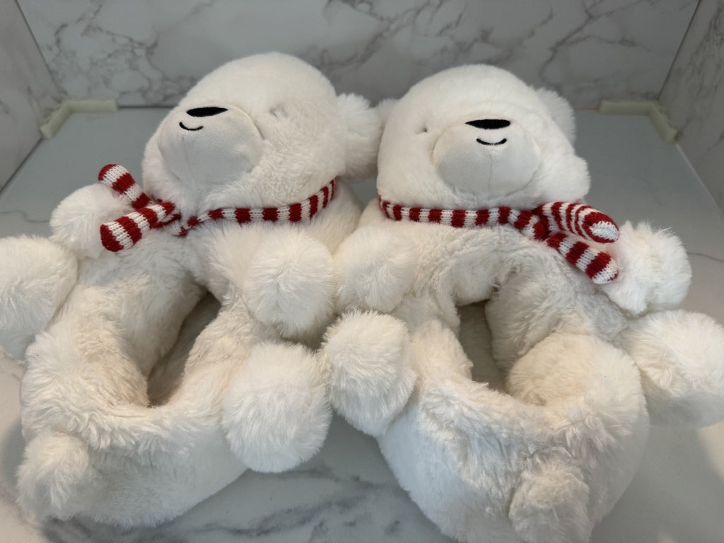 Wondershop Kids Slippers Polar Bear Holiday Christmas Size L (4-5) Soft, Pre-own