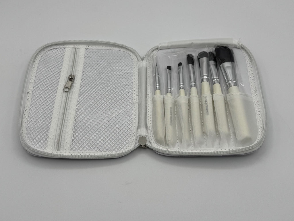 Coastal Scents Sterling Dream Travel Brush Set White, Black, Silver w/Case NIB