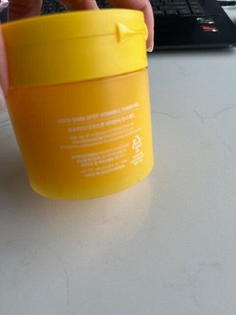 OOTD K-Beauty Dark Spot Vitamin C Toner Pad 70 CT. Care VC+ Korea Day/Night Pad