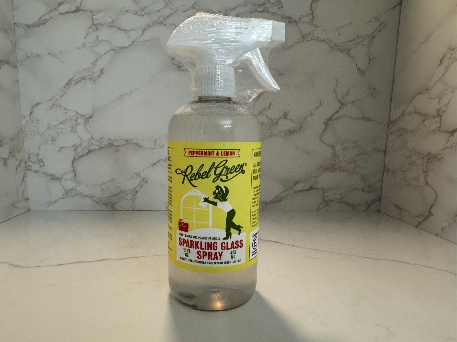 Rebel Greens Sparkling Glass Spray 16 oz ,Peppermint & Lemon, Vegan,  SEALED
