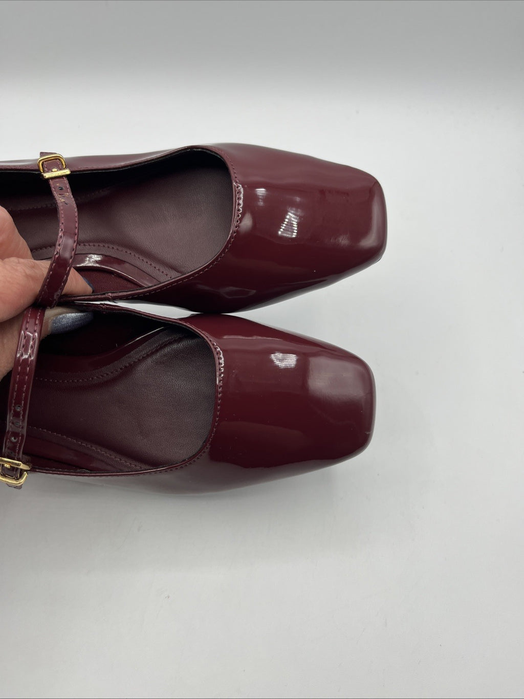 Arezzo Womens Tori Ballet RUBY Patent Leather Ballet Flats Sz. 7.5 w/Buckle, NIB