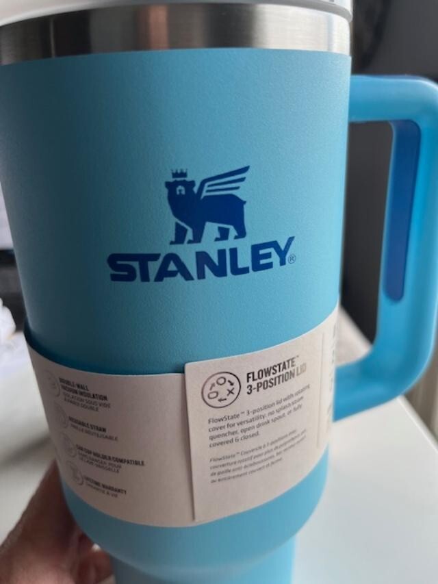 Stanley 40 fl oz Stainless Steel H2.0 Flowstate Quencher - Blue