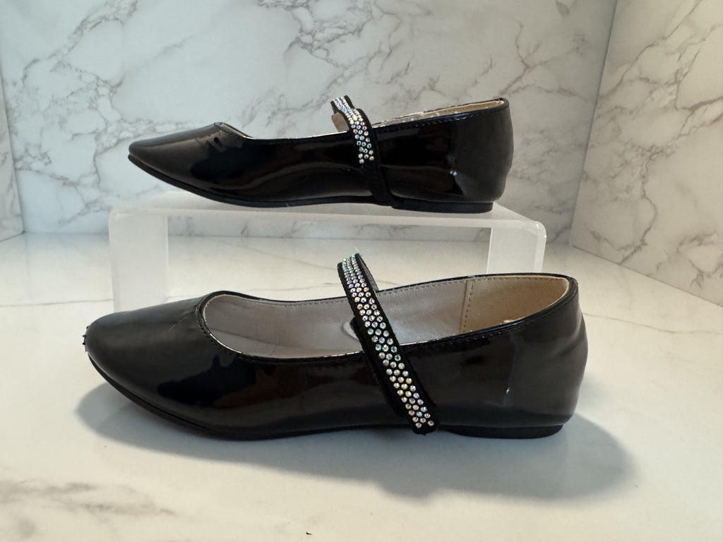 Children’s Place Girls Dress Jeweled Strap Patent Leather Shoes Size 12 Preowned