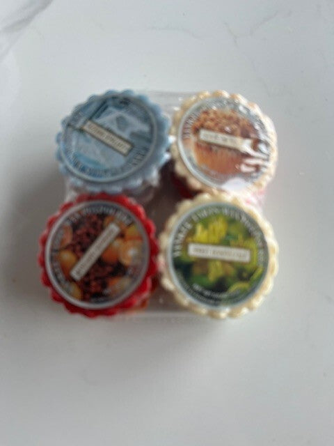 Yankee Candle Lot of 8 Assorted Wax Melt Potpourri Tarts 0.8 oz ea, RETIRED