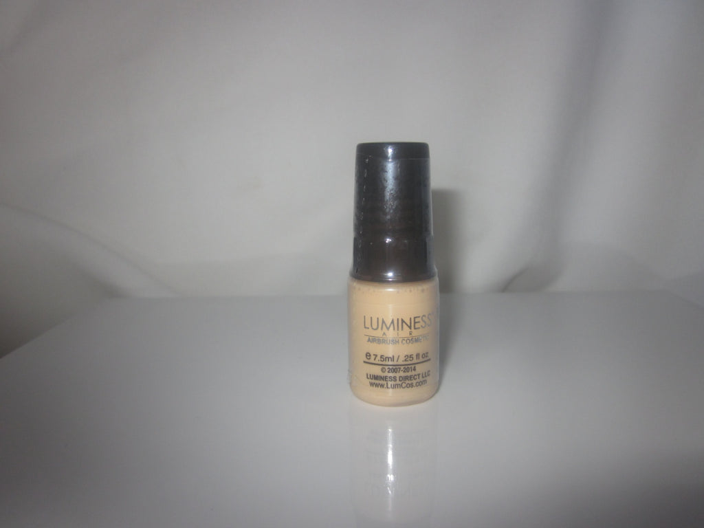New Luminess Air/Stream Airbrush Makeup Ultra Shade 1 Foundation & Bonus Sponge