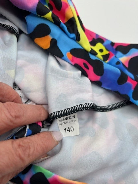 Girl Long sleeve One-piece Multicolor Zipper Swimsuit w/Animal Print 8-10yr. NEW