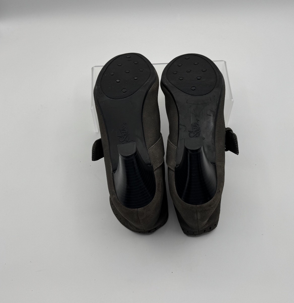 LifeStride Yalta Grey Ankle Suede Booties, Size 8 1/2M