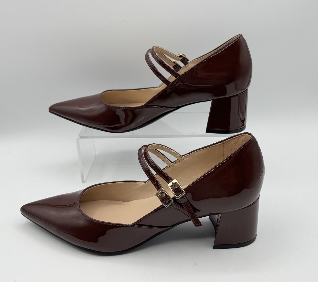 Bandolino Mary J Smith Dark Red, Size 7M Women's Pumps w/Block Heel NIB-006