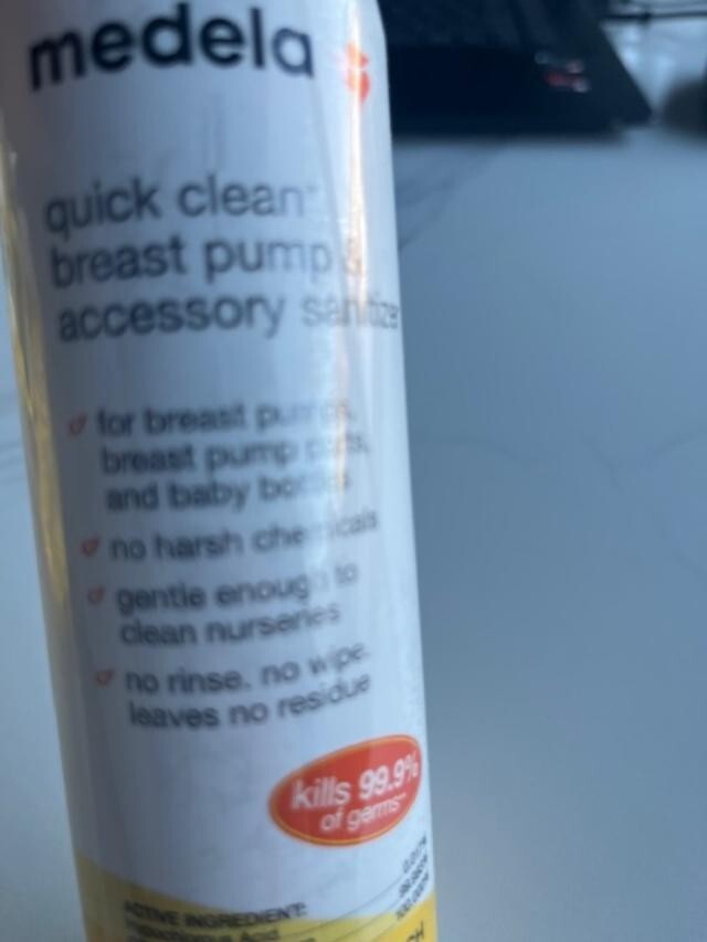 Medela Quick Clean Breast Pump & Accessory Bottle Spray 8oz