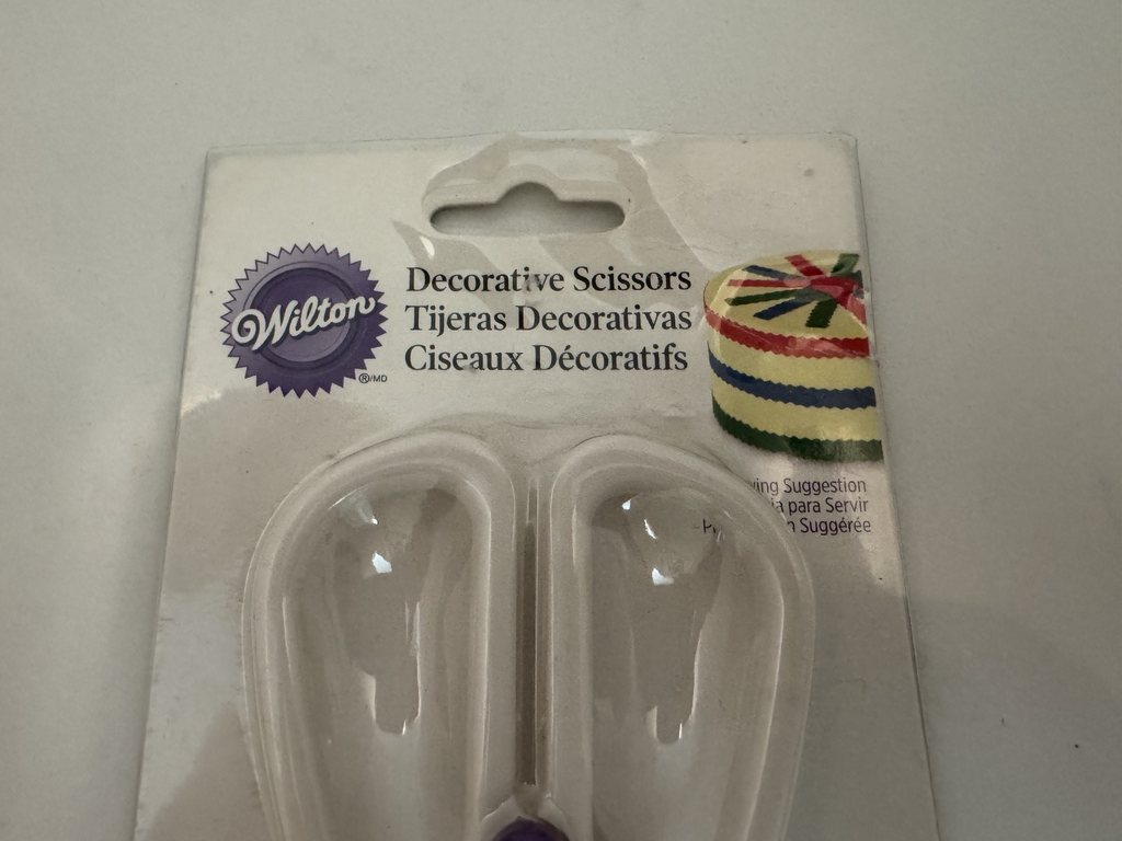 2PC Set, Wilton Cake Scissors & Cupcake Spatula, Cake, Cookie Decorating, NEW
