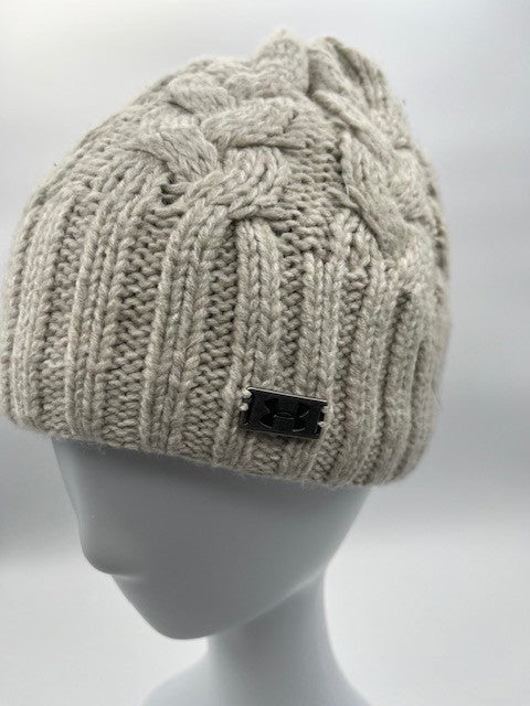 Under Armour Women's Knit Beanie Hat Cable Knit Gray OSFA Fleece Lined Pre-own