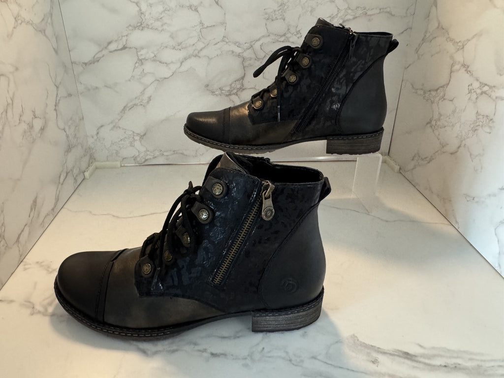 Remonte Rieker Chandra 91 Combat Boots Clark Collection Size 42, Pre-owned, Exce