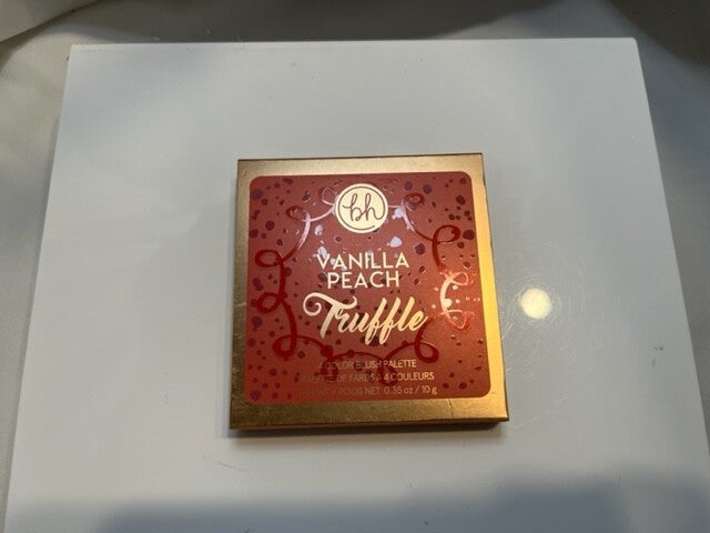 BH Cosmetics Vanilla Peach Truffle Blush Palette with Bonus Brush NIB, Free Ship