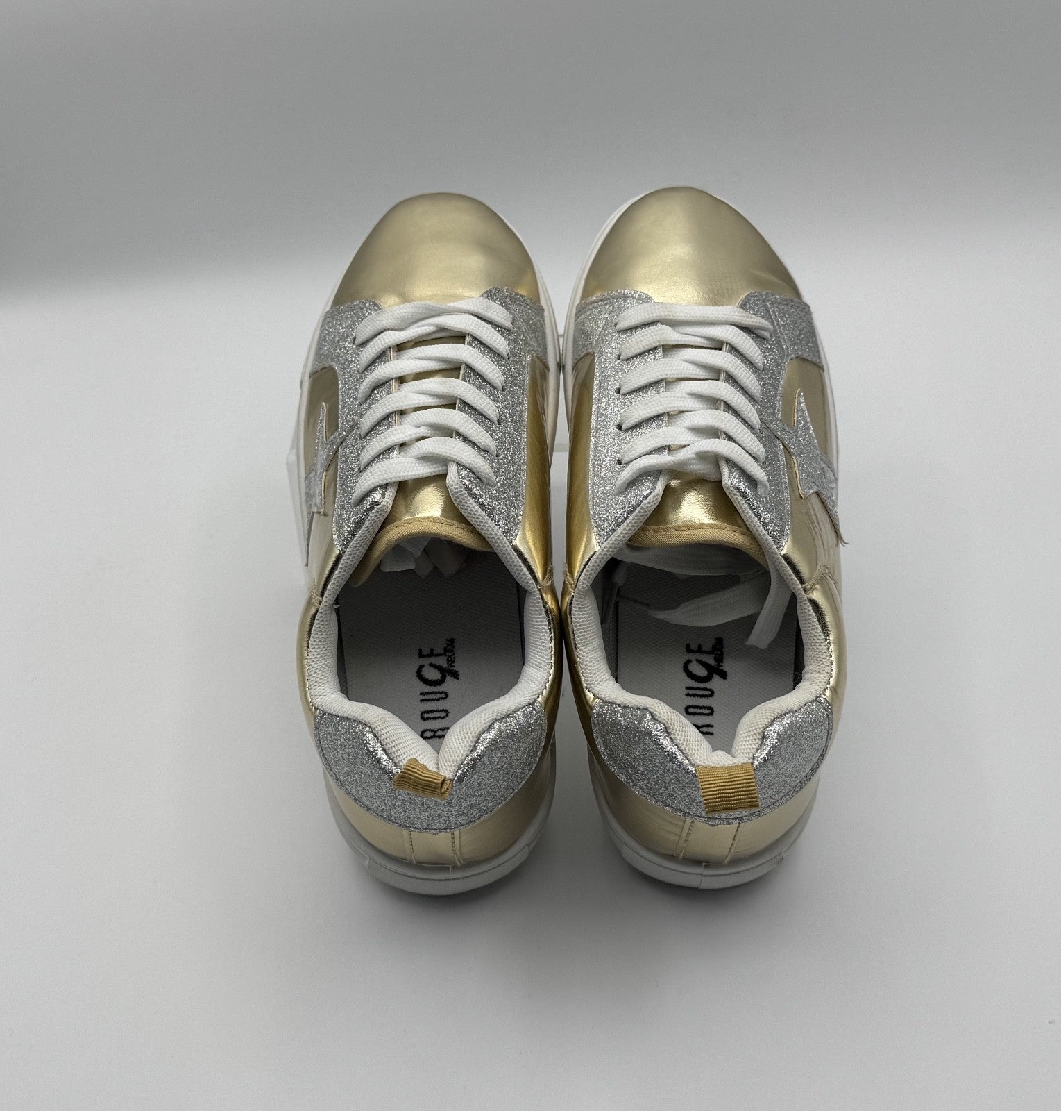 Rouge Helium Gold Silver Star Woman's Sneaker, Size 8 Style Sheen-01, NEW