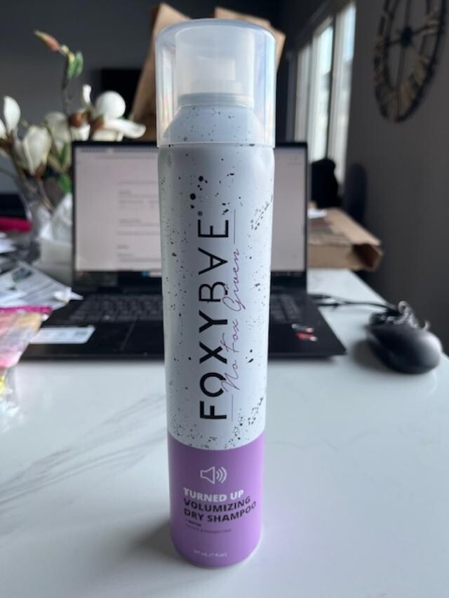 FOXYBAE No Fox Given Turned Up Volumizing Dry Shampoo + Biotin 7 fl oz FRESHNESS