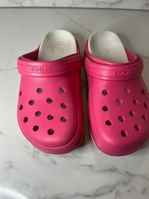 Crocs Classic Clog Hot Pink Unisex Adult Slip on 6 Lightweight Comfort PREowned