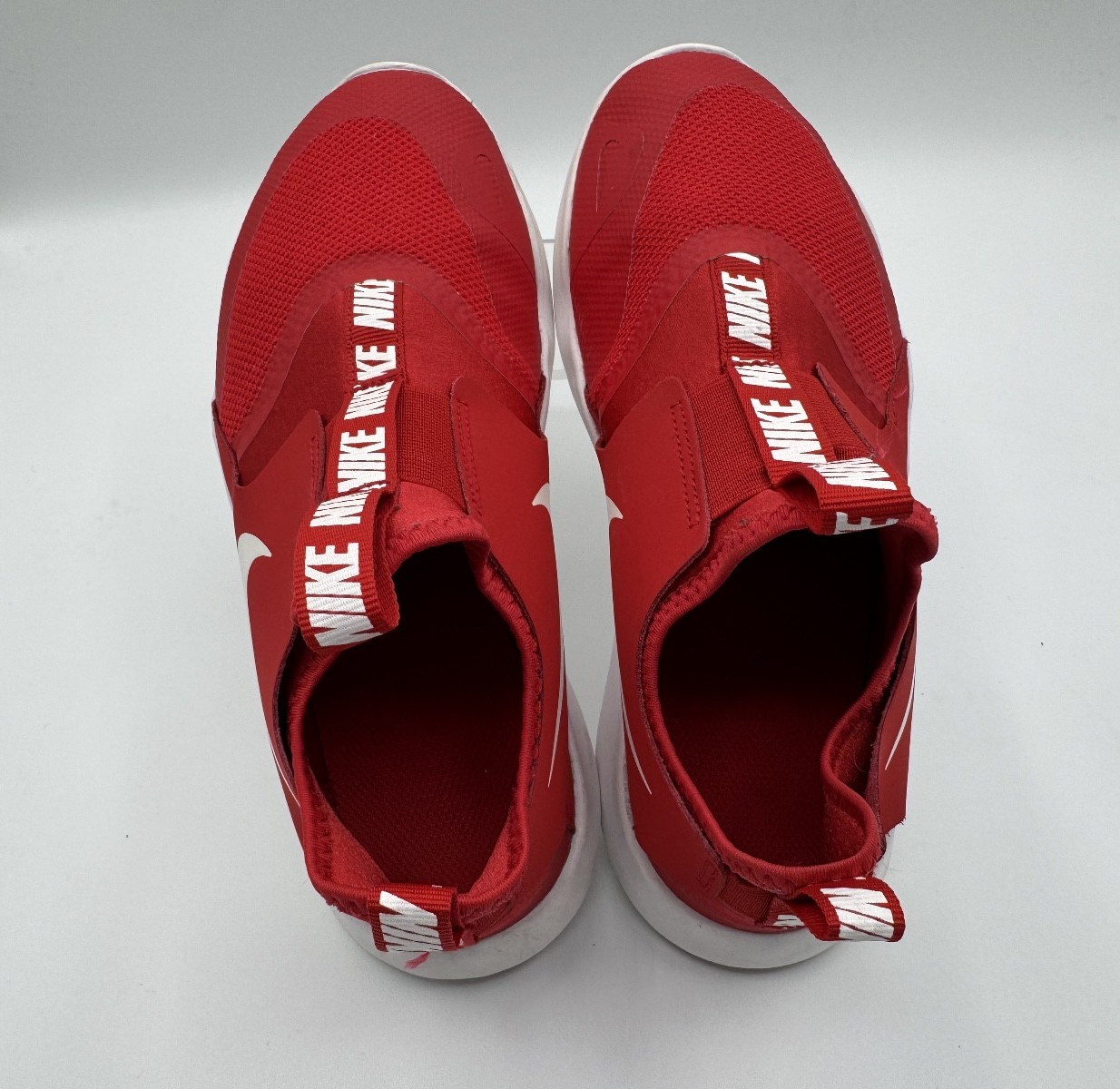 Nike Flex Runner Red/White Kids Slip on Shoes - Gym Shoe Sports Sz 5.5, pre-own