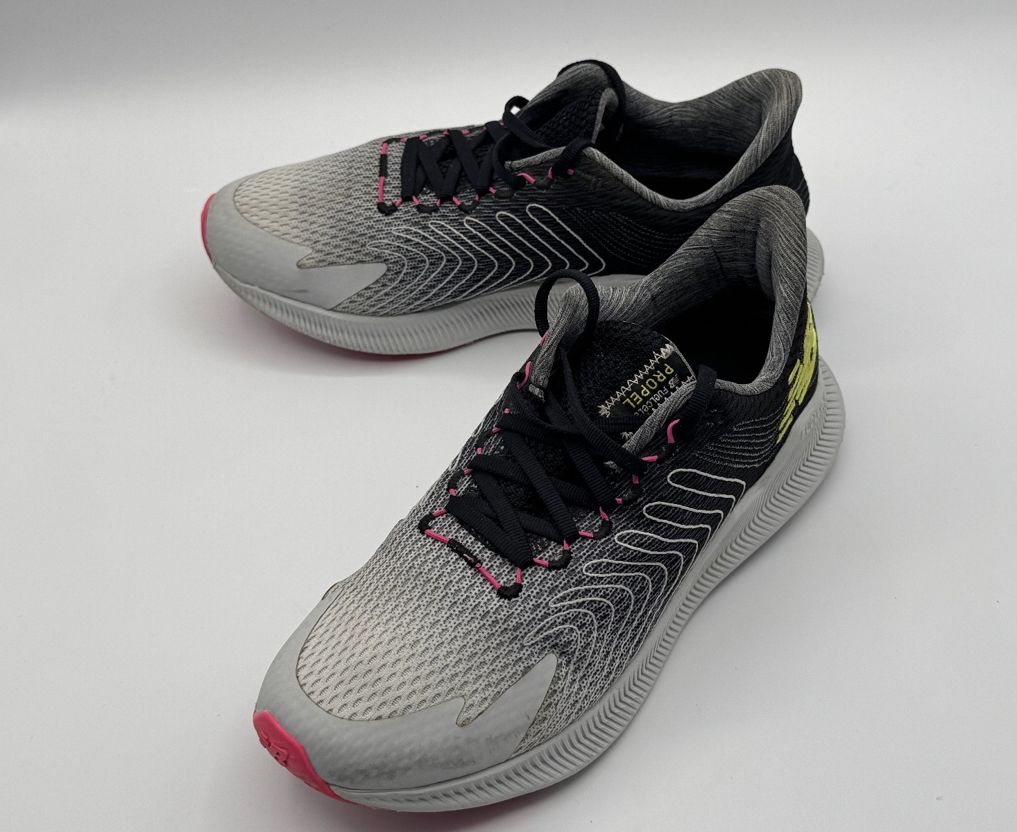 New Balance FuelCell Propel V1 Womens Running Shoes, Multicolor, 9.5, Pre-owned