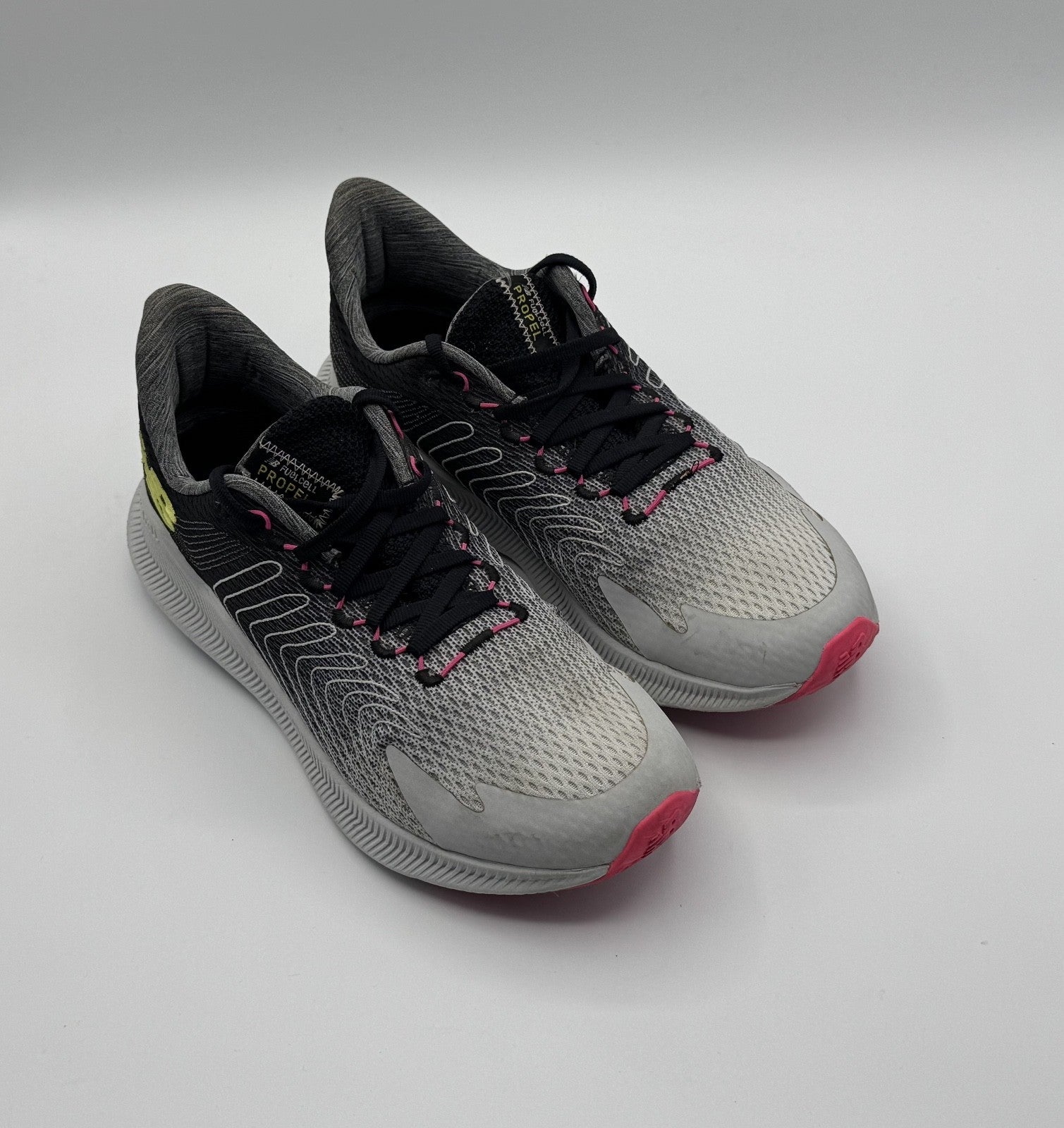 New Balance FuelCell Propel V1 Womens Running Shoes, Multicolor, 9.5, Pre-owned
