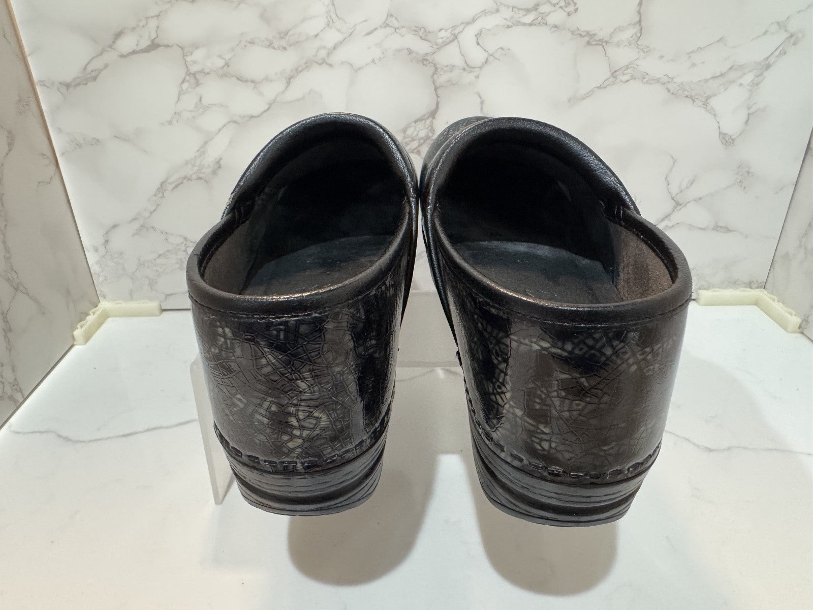 Dansko XP Pro Womens Clogs Leather, Size 39, 8.5-9 US, Pre-owned, Excellent Cond