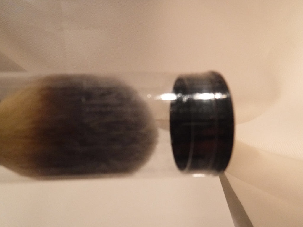 it Cosmetics Heavenly Luxe Wand Bye Bye Pore Ball Powder Brush #8 New & Sealed