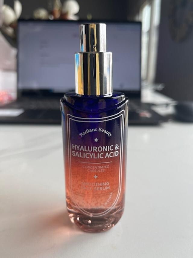 Radiant Beauty Hyaluronic & Salicylic Acid Smoothing Facial Serum-1.69 oz NO Cap