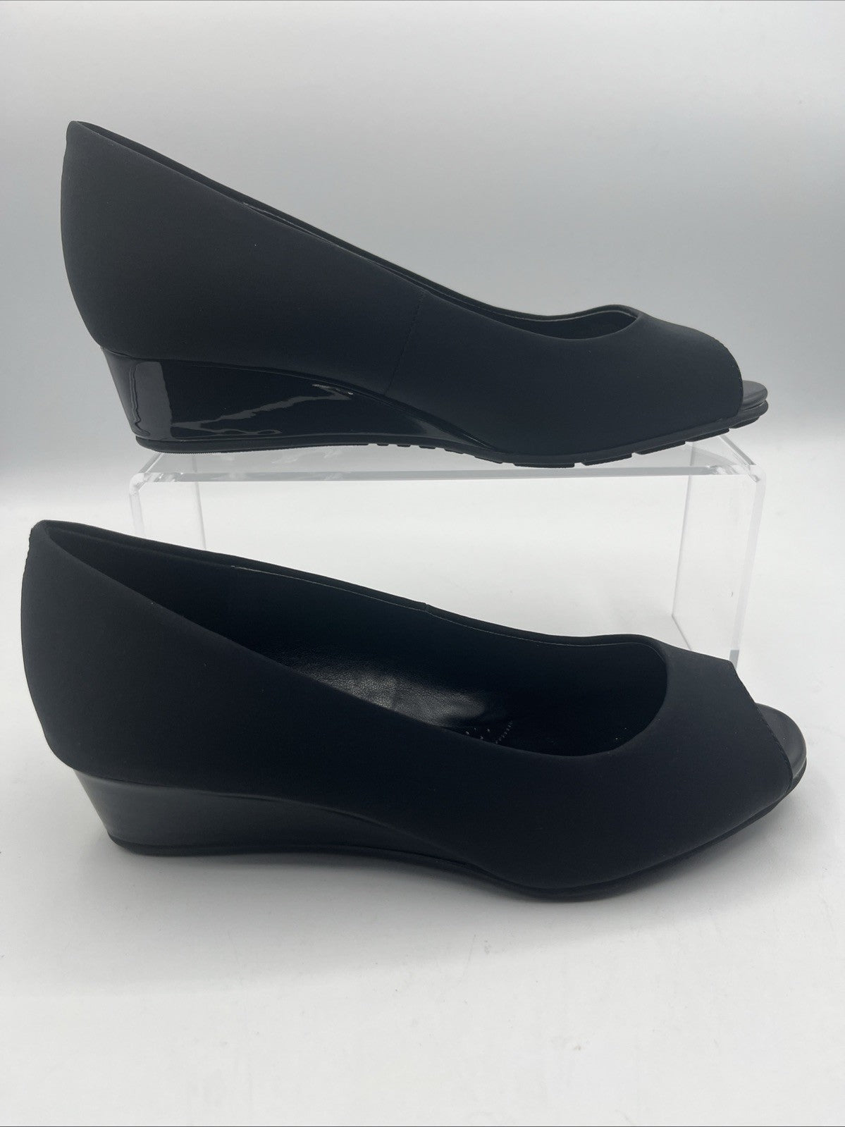 Bandolino Peep-Toe Dress Low Wedge Pumps Candra Black, Slip-on, Sz.6W, NIB