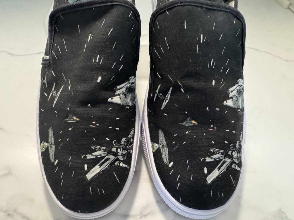 Star Wars x Toms Travel Lite Women's Size W9 Space Print Boat Slip-on Shoes NWOT