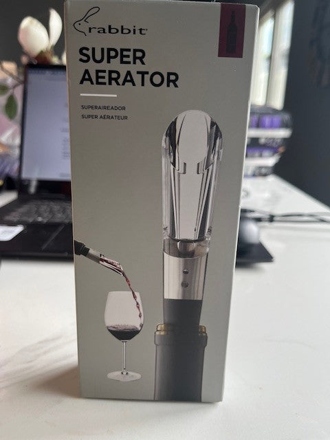 Rabbit Wine Bottle Super Aerator & Wine Pourer, improves Flavor, Dripless ~ NIB