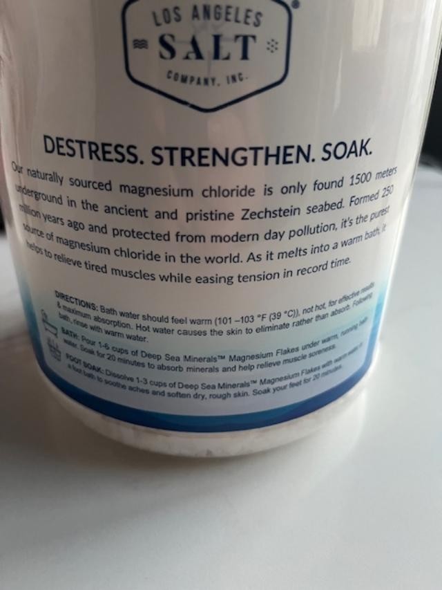 La Salt Co Magnesium Zechstein Flakes 100% Pure ANCIENT 4.4 LBS Destress Sealed