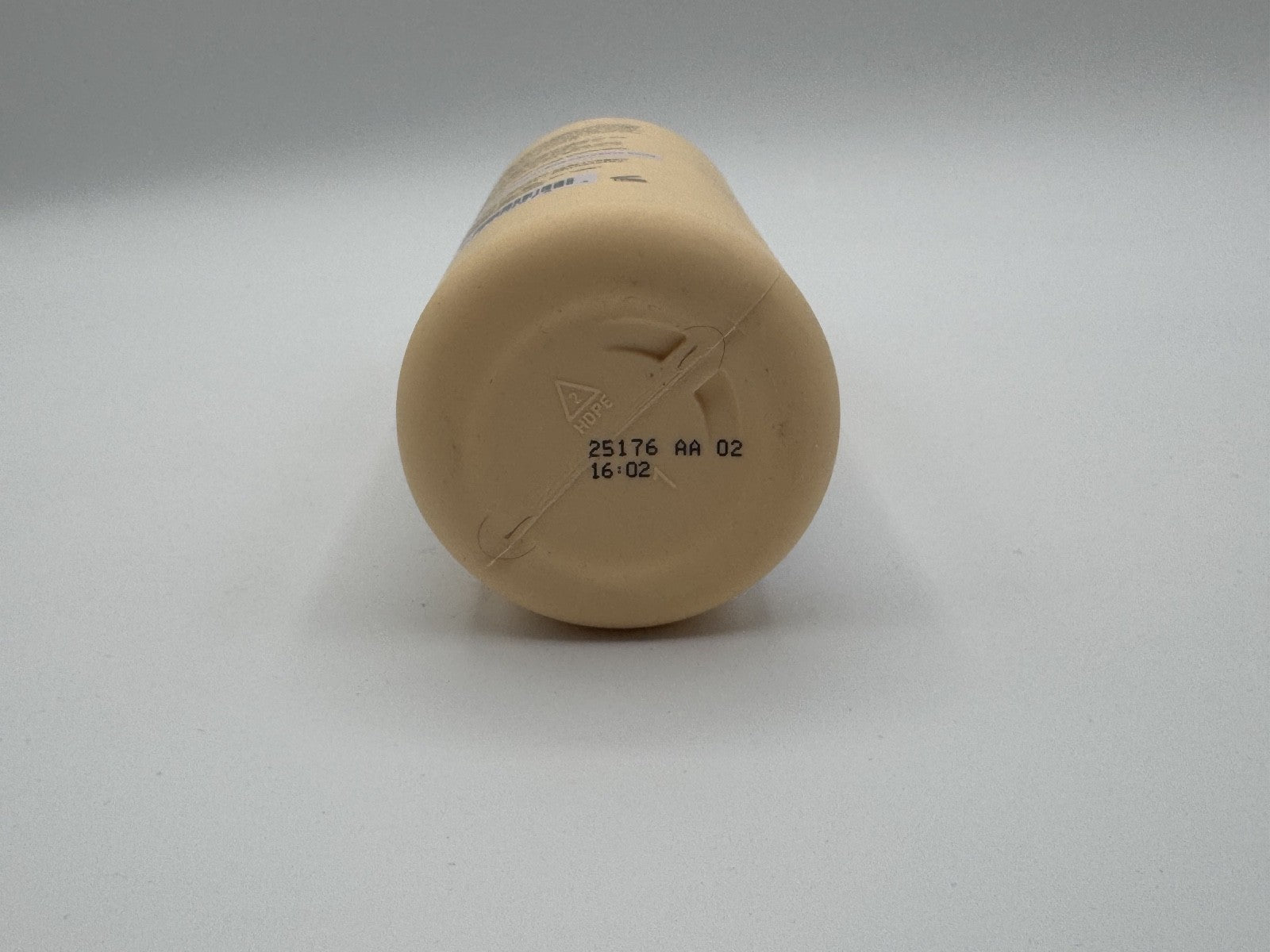 The One Signature Conditioner by Kristin Ess, Smoothing + Softening 10oz, New