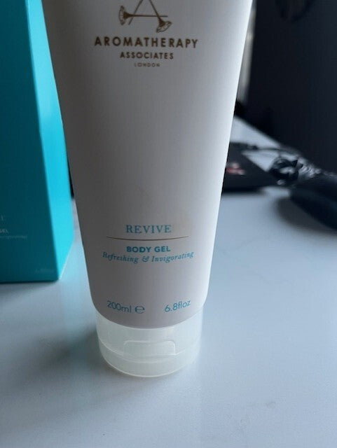 Aromatherapy Associates LONDON REVIVE Body Gel Lotion 6.8oz Refreshing Daily NEW
