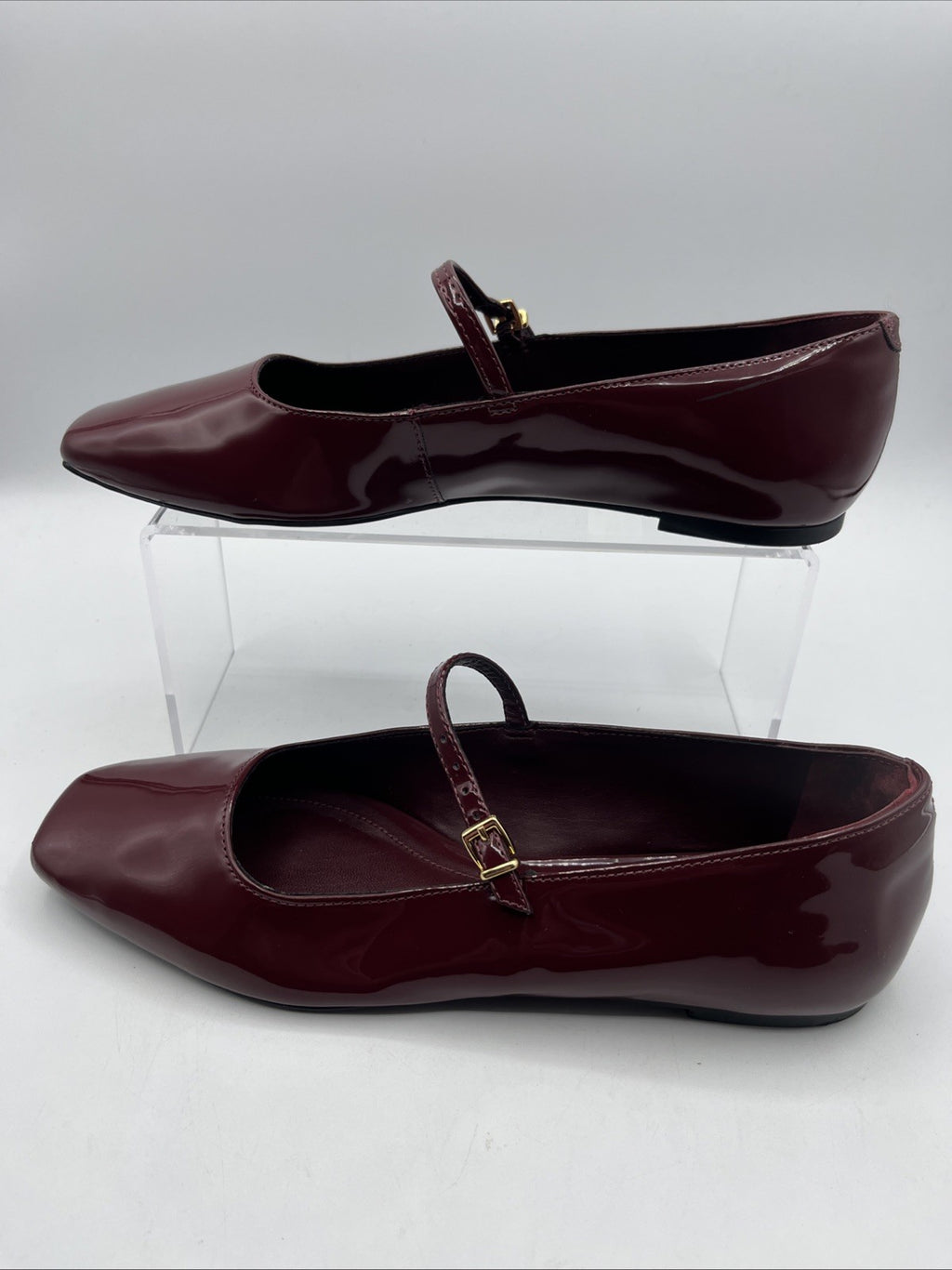 Arezzo Womens Tori Ballet RUBY Patent Leather Ballet Flats Sz. 7.5 w/Buckle, NIB