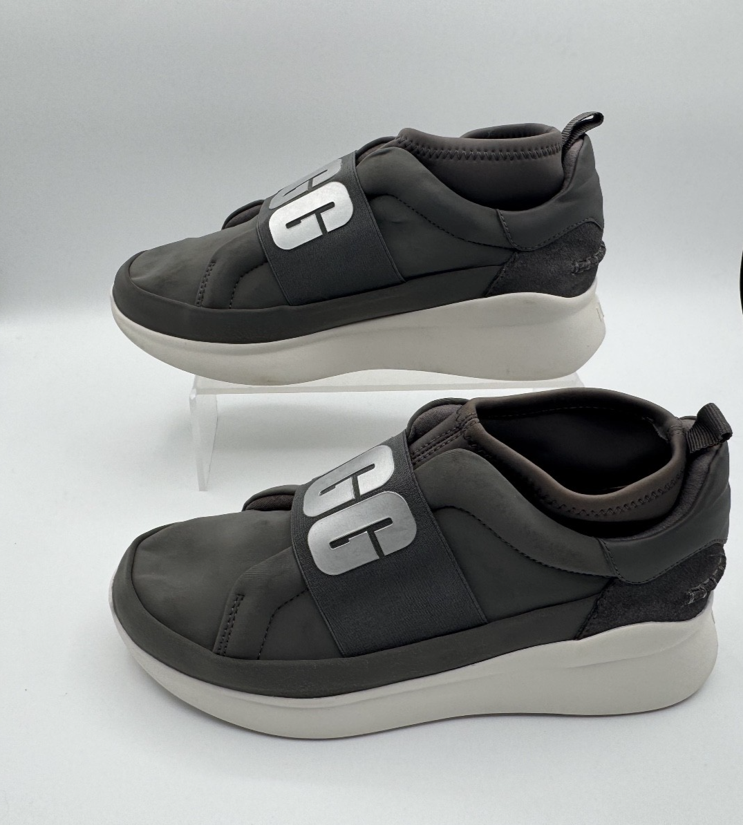 UGG Women's Neutra Slip on Sneaker Size 6.5 Charcoal Gray, Pre-owned, Excellent