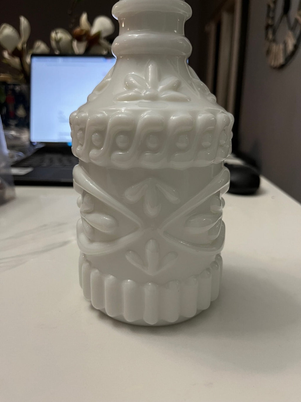 Vintage 1969 Jim Beam Kentucky Derby  Whisky Empty Milk Glass Decanter