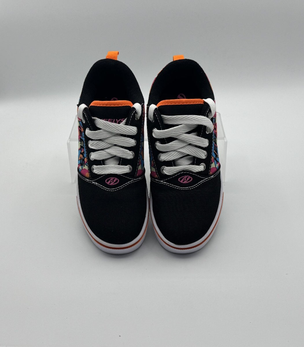 Heelys Pro 20 90s Print Lace Up Skate Wheel Sneaker Shoes Youth Size 2, w/Wheels