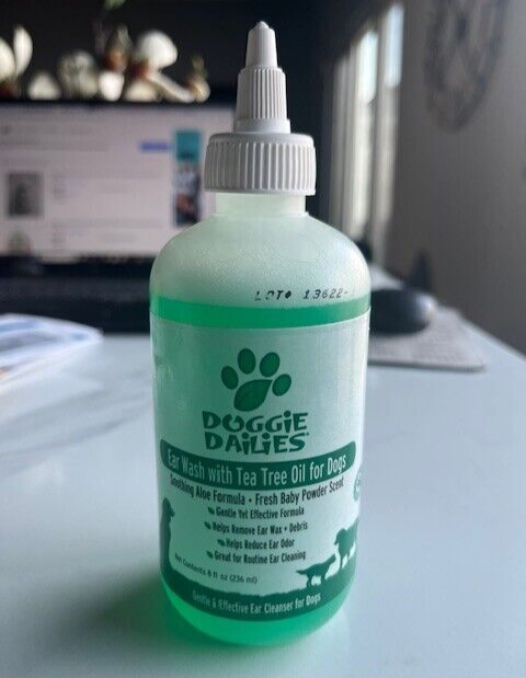 Doggie Dailies Pet Ear Cleaner, Tea Tree Oil, Witch Hazel and Soothing Aloe, Vet