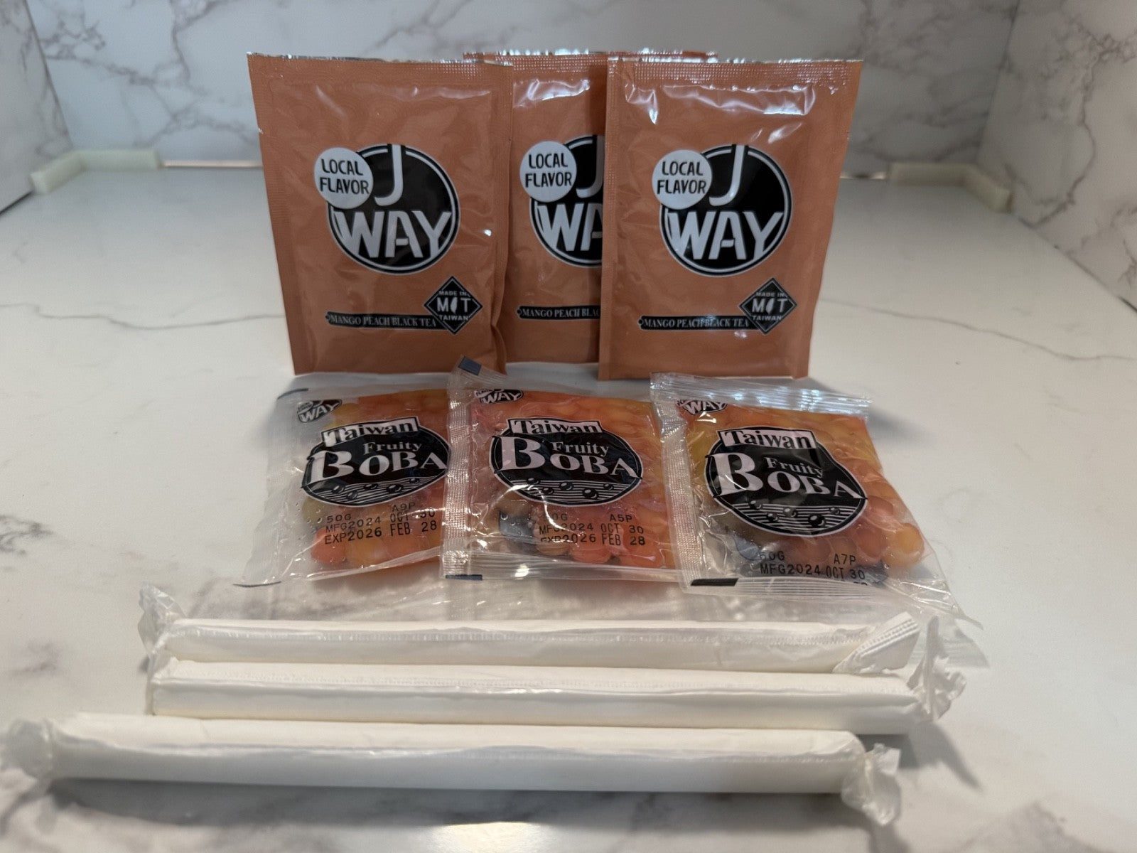 J WAY Instant Boba Bubble Pearl Mango Peach black Tea Kit, New Damaged Exp 2/26