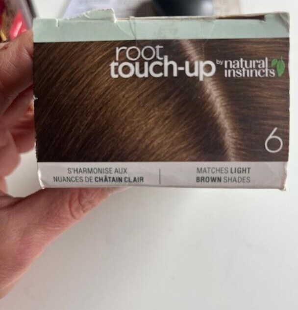 Clairol Nice n Easy root touch up, 6 light brown shades by Natural Instincts NIB