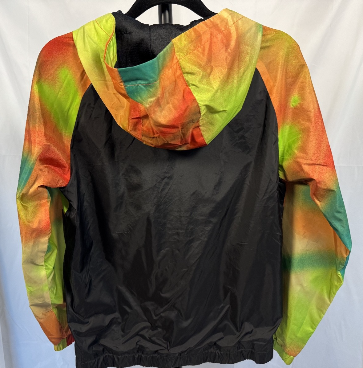 Nike Air Jordan Colorbock Windbreaker, Youth Size Large, Pre-owned, Excellent