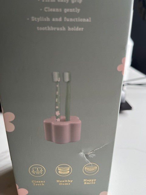 KENSIE 3 Piece Toothbrushes & Daisy Holder Set-Ultra Soft, Pink/Green SEALED NIB